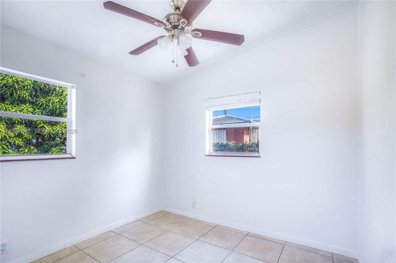 1305 11th Ct, West Palm Beach, FL 33401 Photo