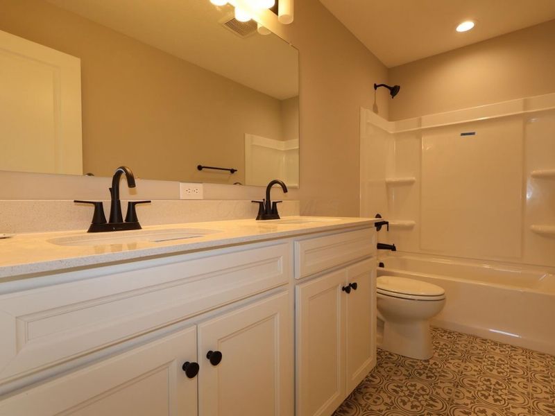 305 River Birch Drive, Galena, OH 43021 Photo 10