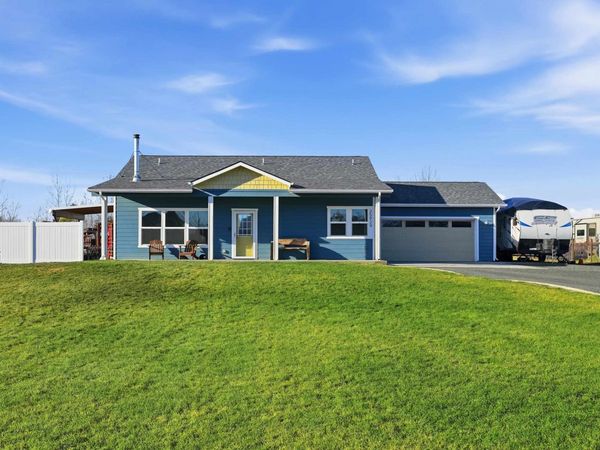 25929 N Tumbleweed Ct, Davenport, WA 99122
