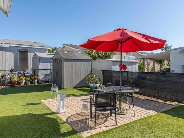 1010 E Bobier Drive, Unit 44, Vista, CA 92084