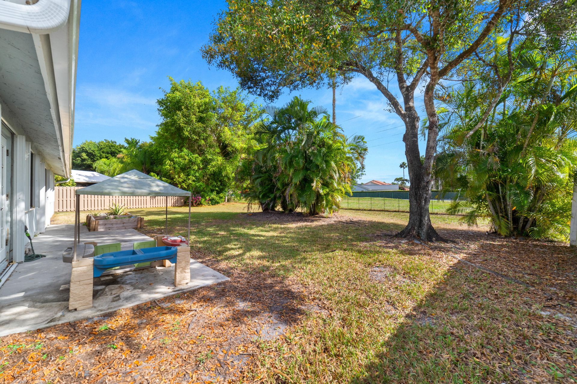 1060 Cedar Creek Way, Davie, FL 33325 Photo