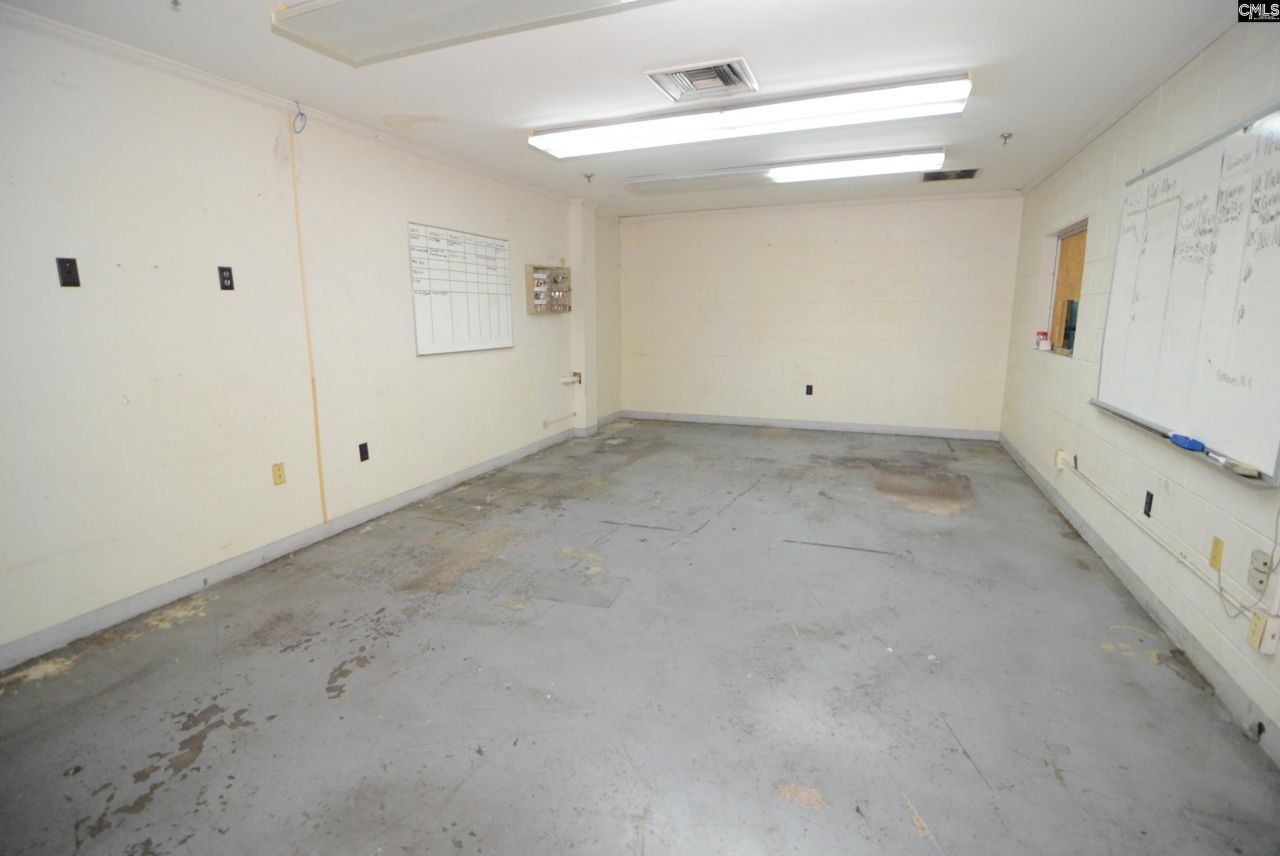 1214 State Highway 34 E Photo 16