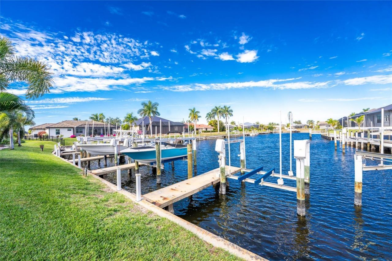 814 Via Tripoli, Unit 814, Punta Gorda, FL 33950 Photo
