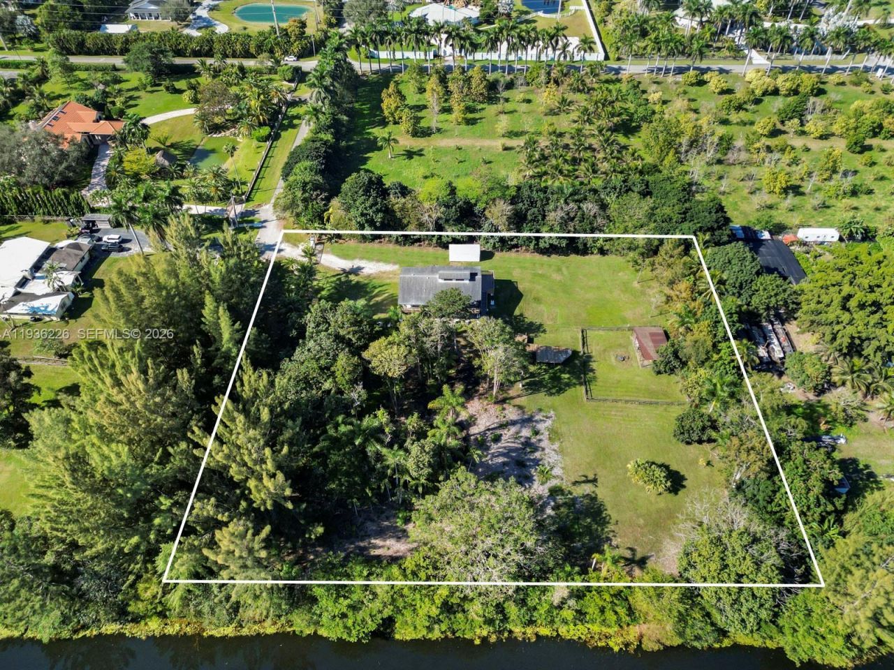 18901 SW 59th St, Southwest Ranches, FL 33332 Photo