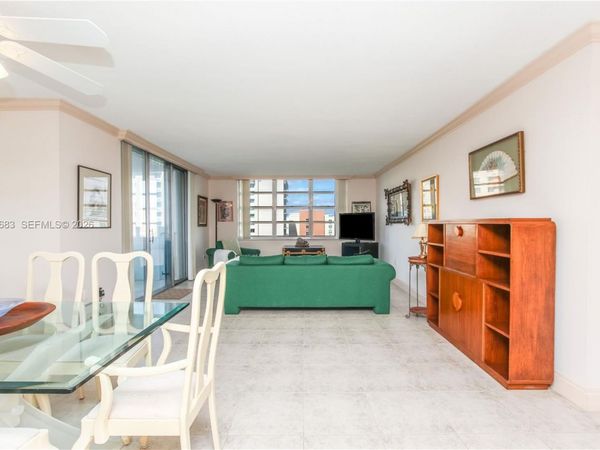 2780 NE 183rd St , Unit 901, Aventura, FL 33160