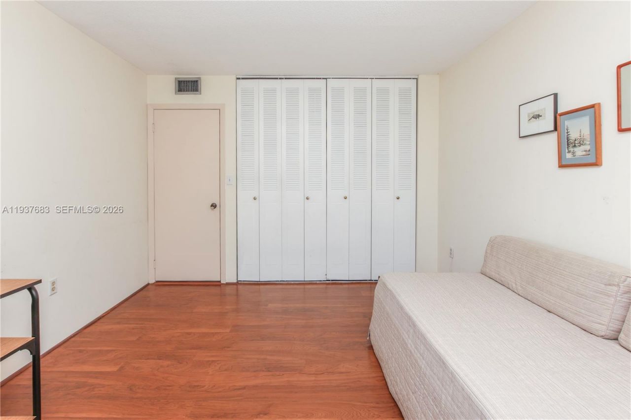 2780 NE 183rd St , Unit 901, Aventura, FL 33160 Photo