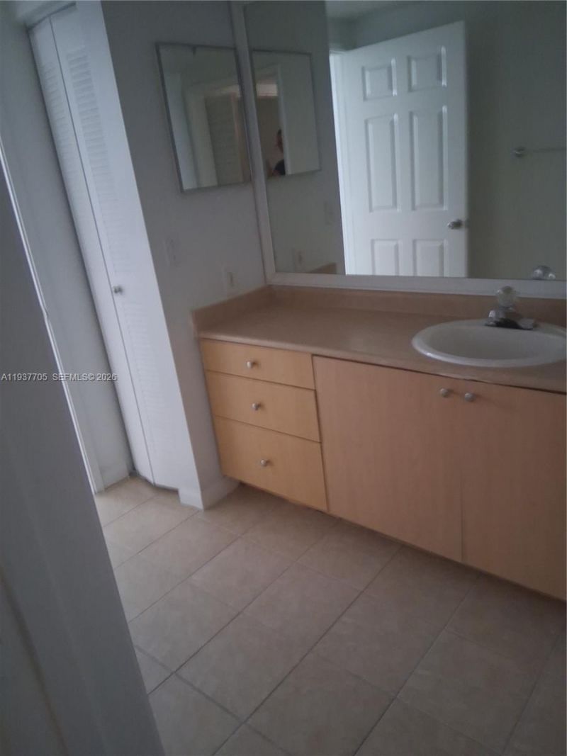 1900 Van Buren St, Unit 309B, Hollywood, FL 33020 Photo