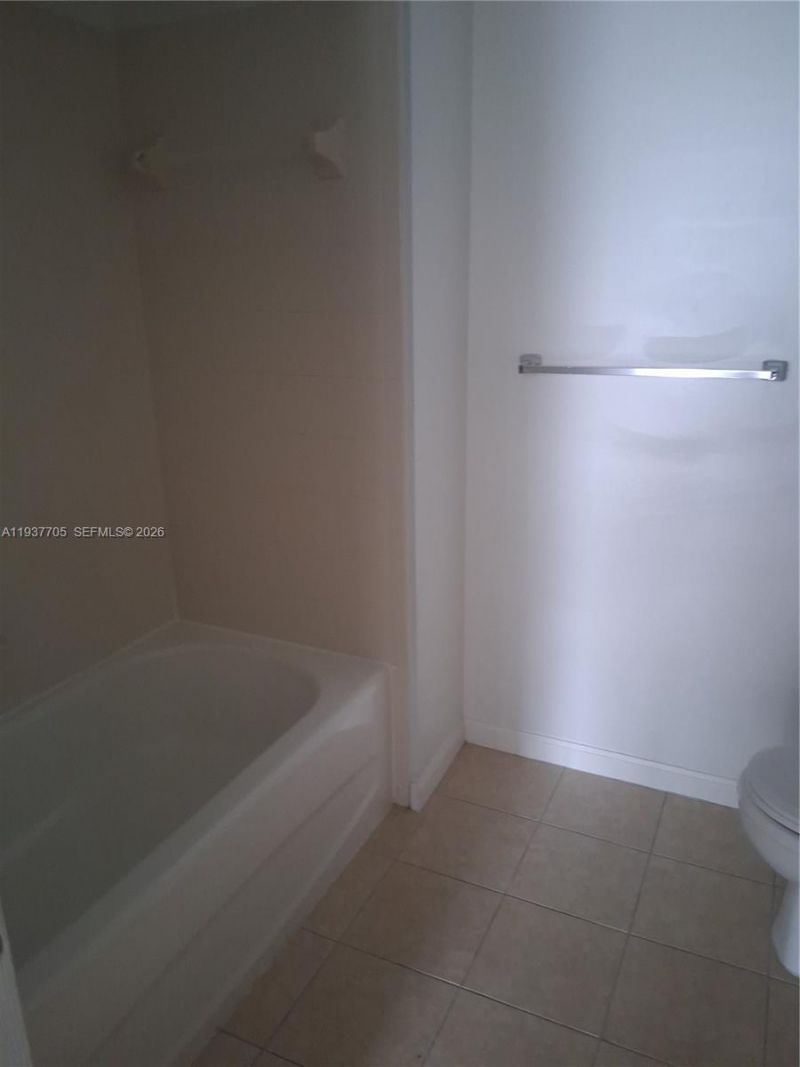 1900 Van Buren St, Unit 309B, Hollywood, FL 33020 Photo