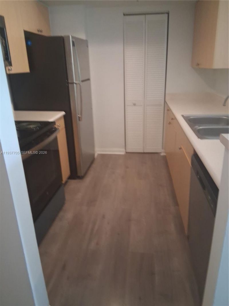 1900 Van Buren St, Unit 309B, Hollywood, FL 33020 Photo