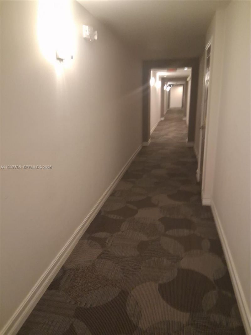 1900 Van Buren St, Unit 309B, Hollywood, FL 33020 Photo