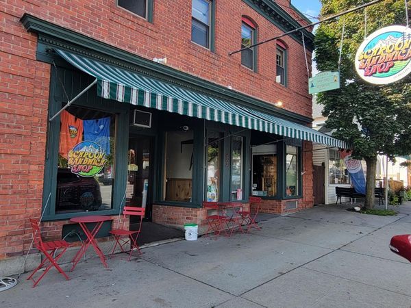 1073 US-9, Schroon Lake, NY 12870