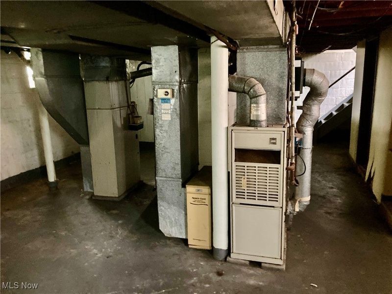 4902 E 109th Street, Cleveland, OH 44125 Photo 17