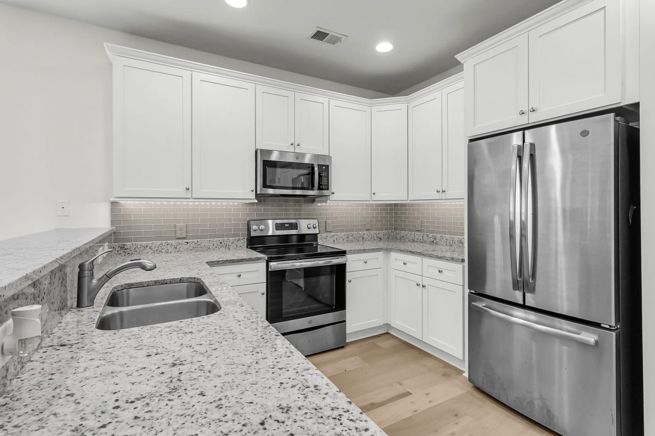 510 Stinson Drive Photo 11