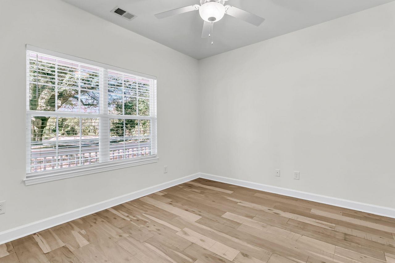 510 Stinson Drive Photo 17