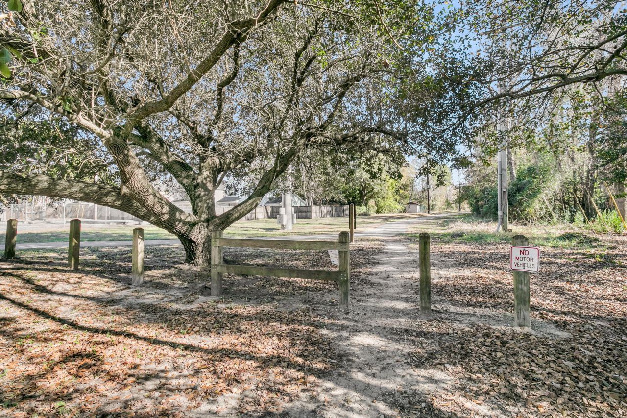 510 Stinson Drive Photo 32