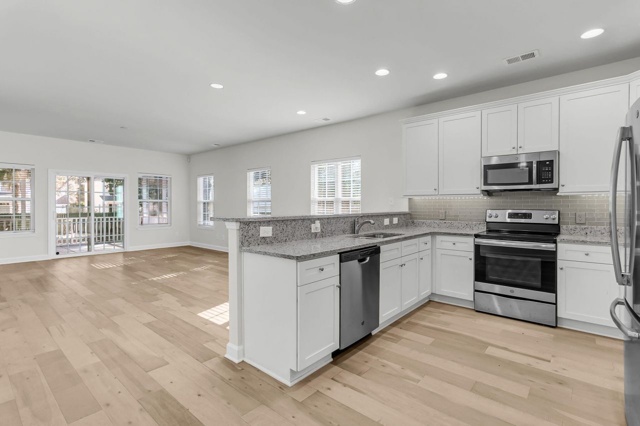 510 Stinson Drive Photo 8