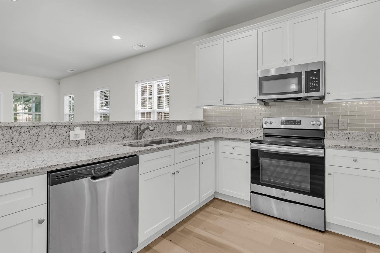 510 Stinson Drive Photo 9