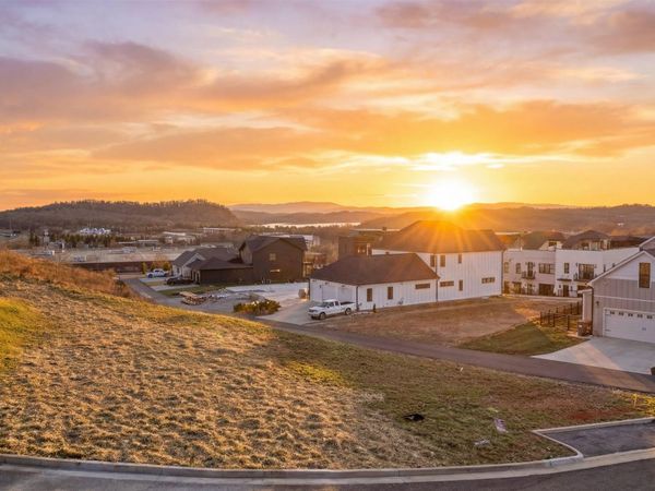 9326 Chimney Top Lane, Knoxville, TN 37922