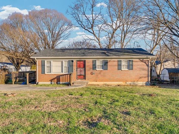 234 Virginia Ave, Sparta, TN 38583