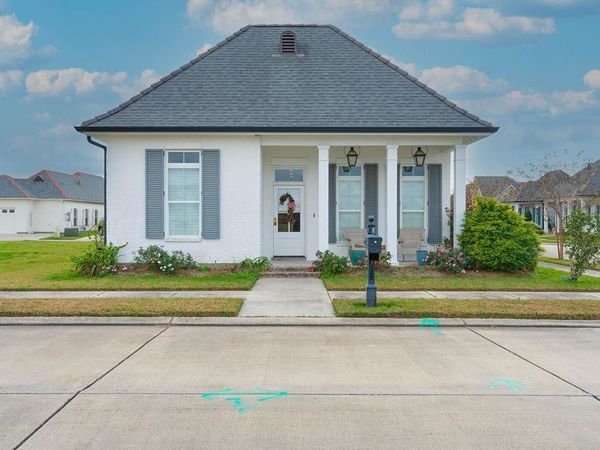 200 Rue St Sydney, Houma, LA 70360