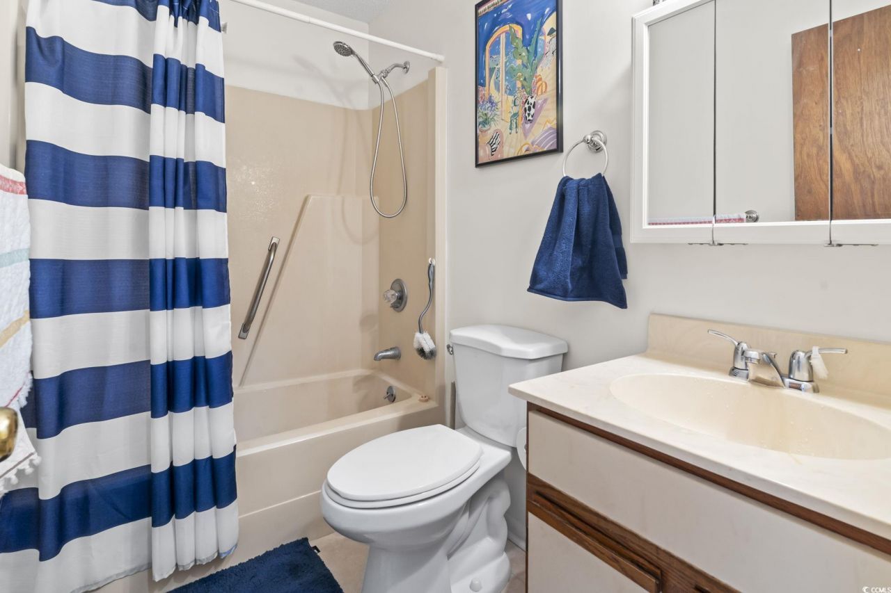 500 Fairway Village Dr. Photo 23