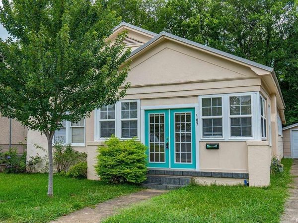 107 BARRY Street, Hot Springs, AR 71913