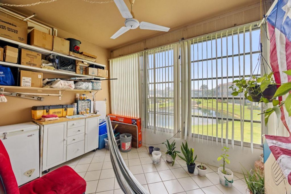 3405 NW 48 Avenue, Unit J514, Lauderdale Lakes, FL 33319 Photo