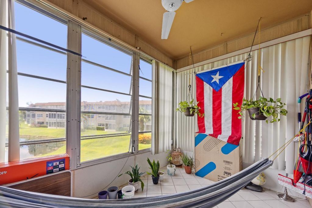 3405 NW 48 Avenue, Unit J514, Lauderdale Lakes, FL 33319 Photo