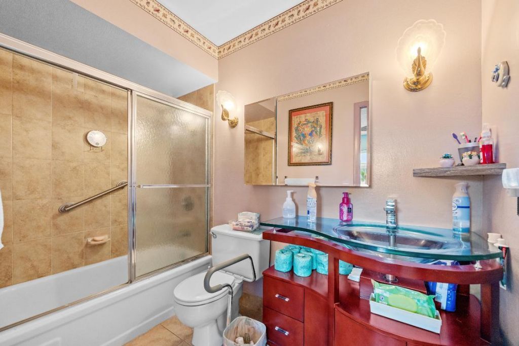 3405 NW 48 Avenue, Unit J514, Lauderdale Lakes, FL 33319 Photo