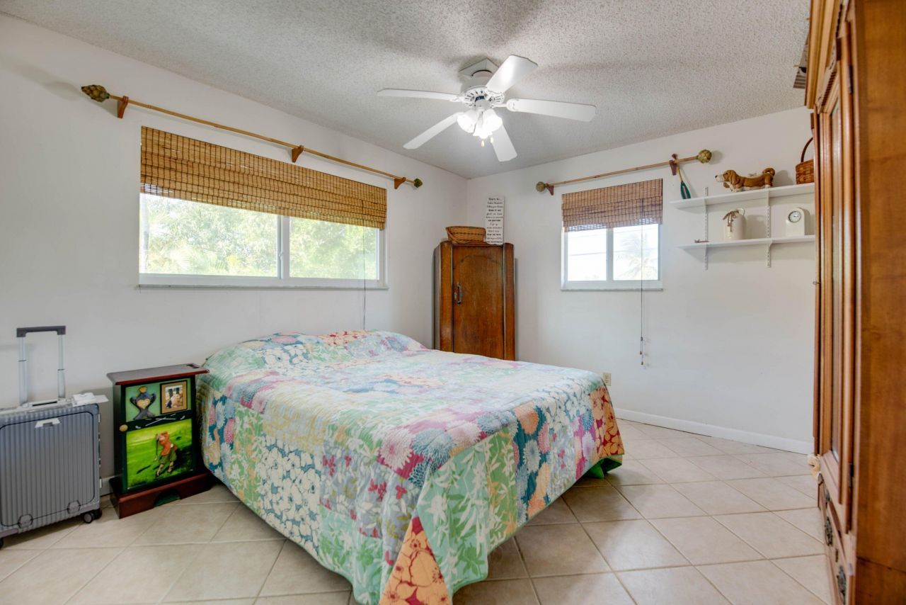 27426 S Martinique Lane, Ramrod, FL 33042 Photo