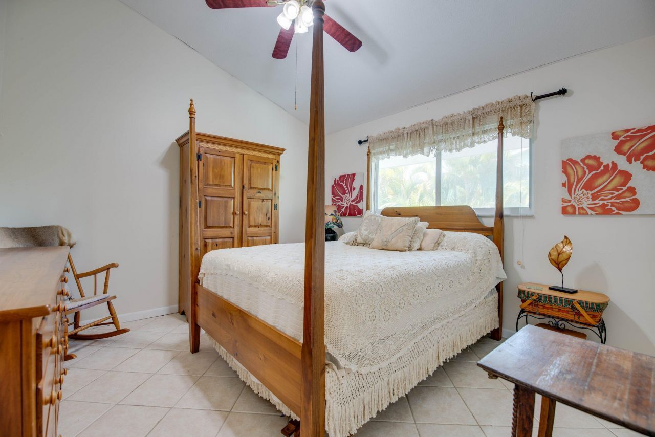 27426 S Martinique Lane, Ramrod, FL 33042 Photo