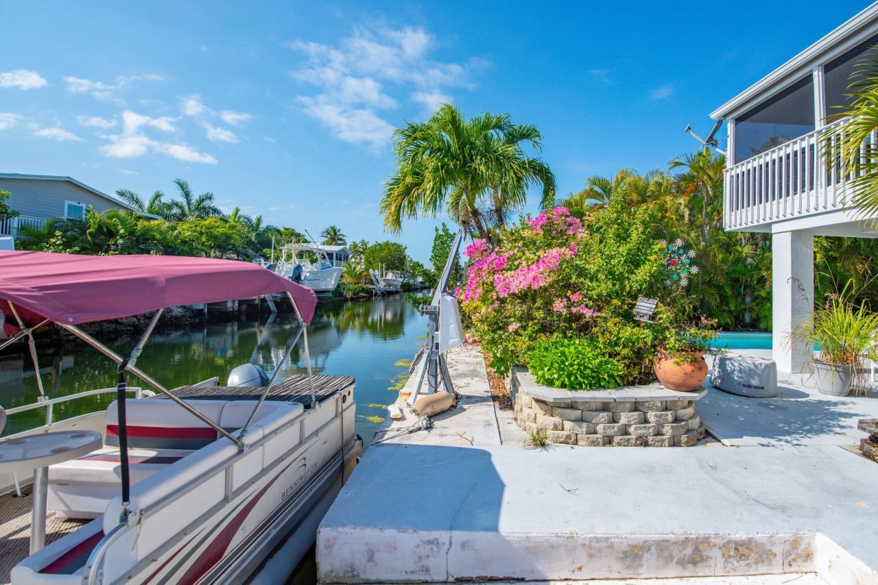 27426 S Martinique Lane, Ramrod, FL 33042 Photo