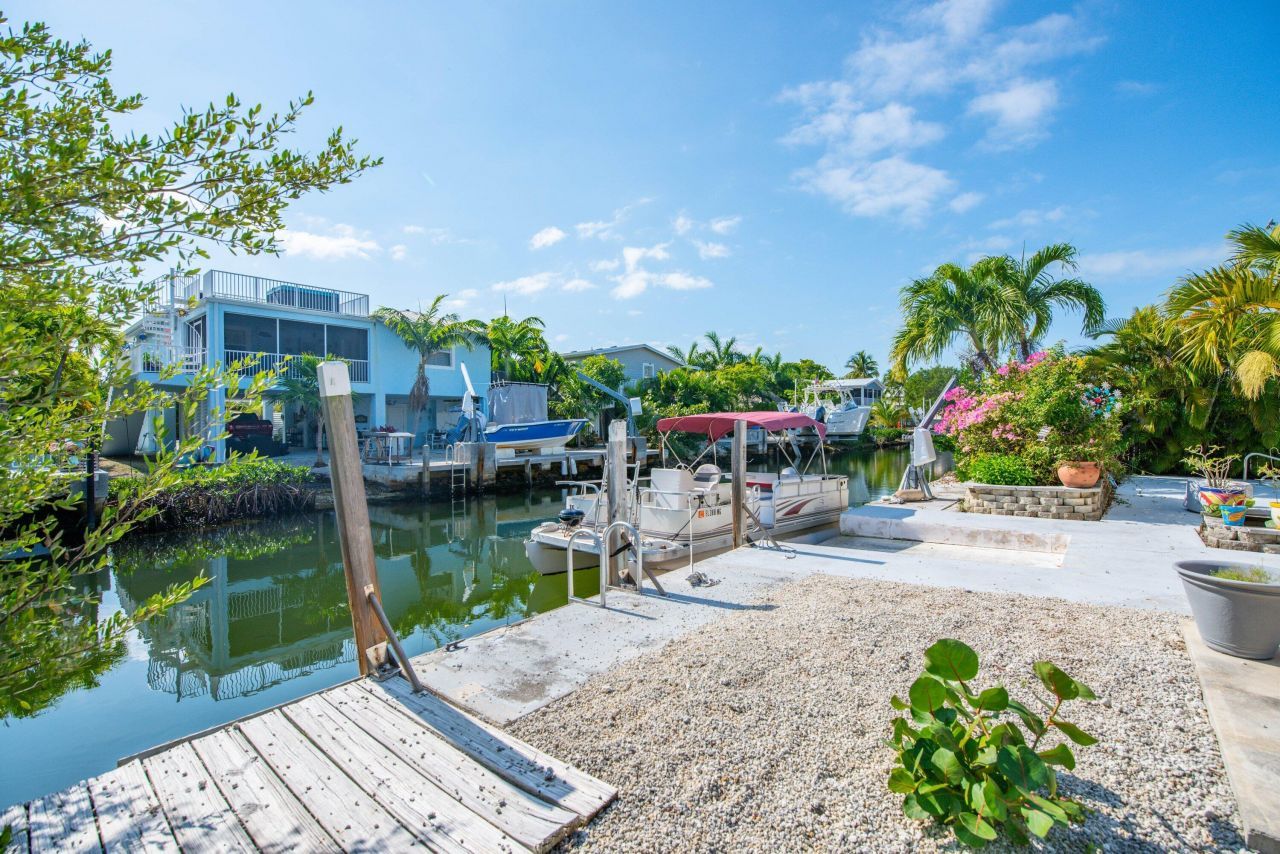 27426 S Martinique Lane, Ramrod, FL 33042 Photo