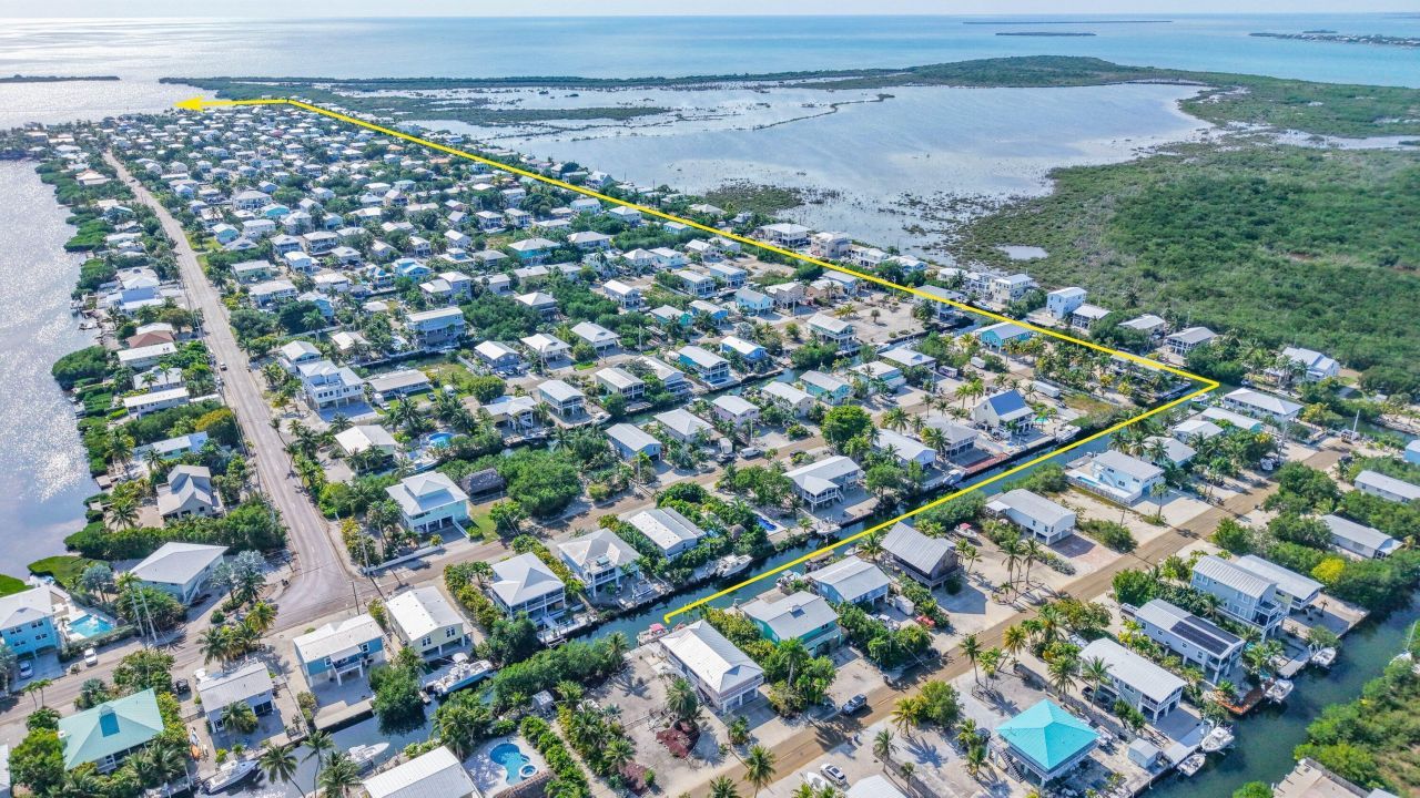 27426 S Martinique Lane, Ramrod, FL 33042 Photo