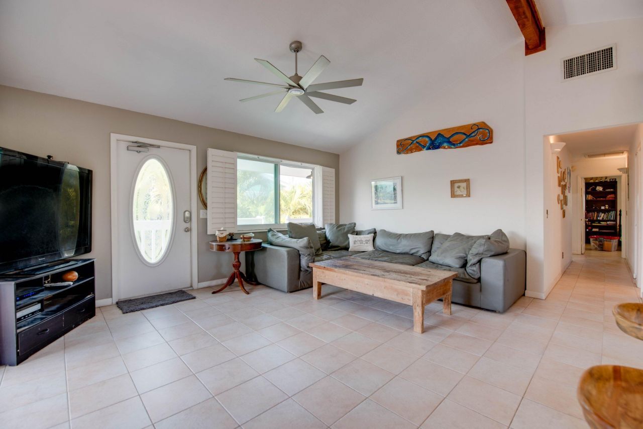 27426 S Martinique Lane, Ramrod, FL 33042 Photo