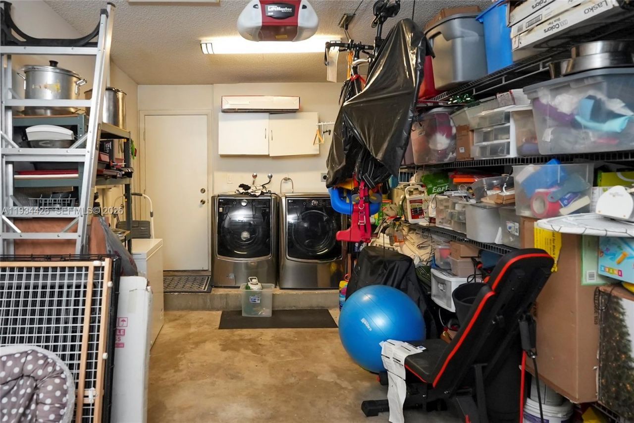 5763 NW 97th Ct, Doral, FL 33178 Photo