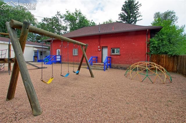 1015 W Cheyenne Road, Colorado Springs, CO 80906 Main Photo