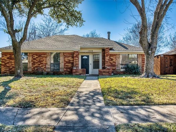 1528 Mayflower Drive, Allen, TX 75002