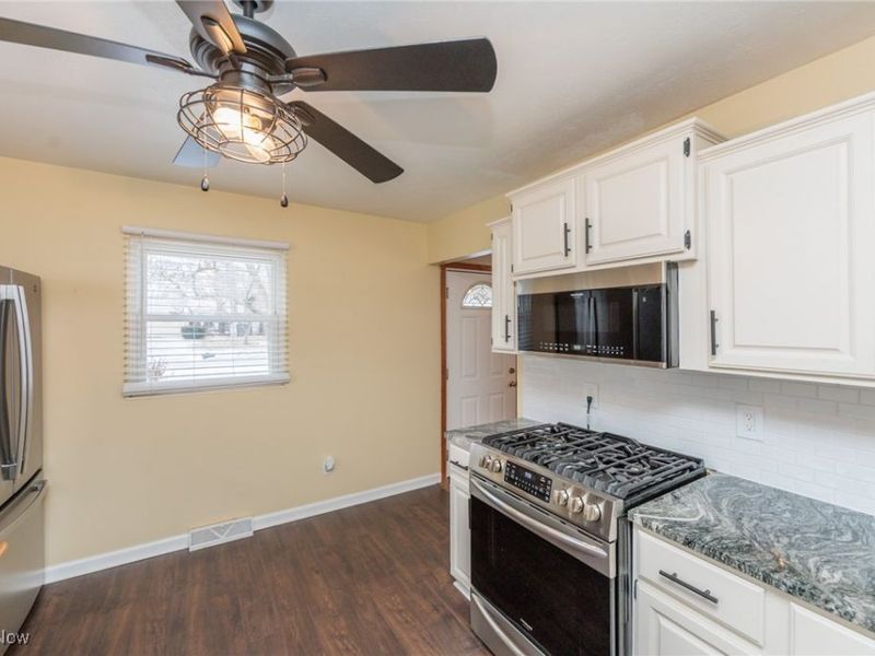 340 Boston Avenue, Elyria, OH 44035 Photo 16