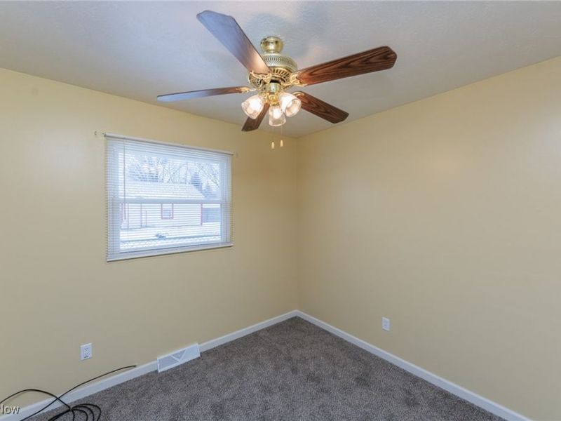 340 Boston Avenue, Elyria, OH 44035 Photo 18