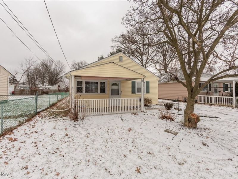 340 Boston Avenue, Elyria, OH 44035 Photo 2