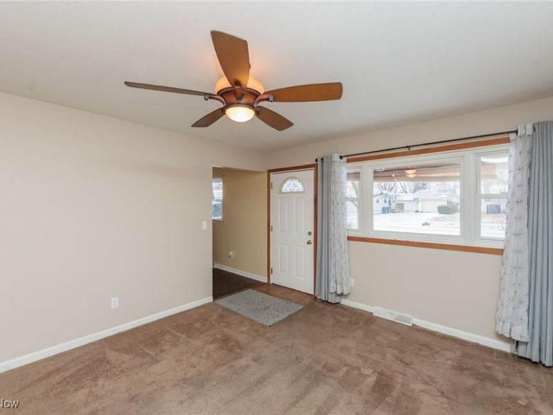 340 Boston Avenue, Elyria, OH 44035 Photo 6