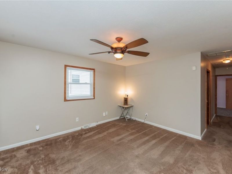 340 Boston Avenue, Elyria, OH 44035 Photo 8