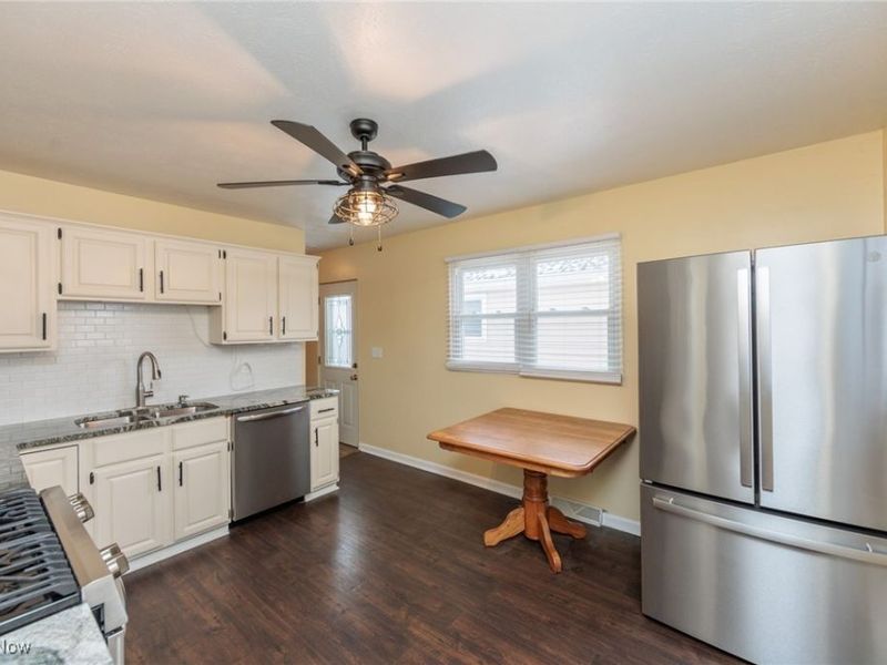 340 Boston Avenue, Elyria, OH 44035 Photo 9