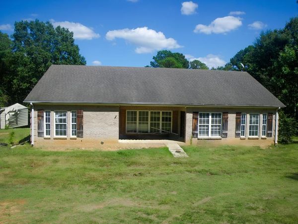 71 Ridgecrest, Pope, MS 38606