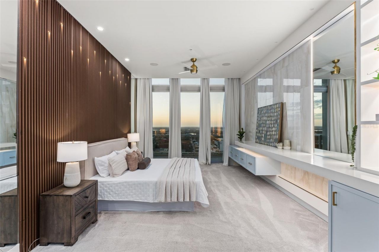 150 E Robinson Street, Unit PH3506, Orlando, FL 32801 Photo