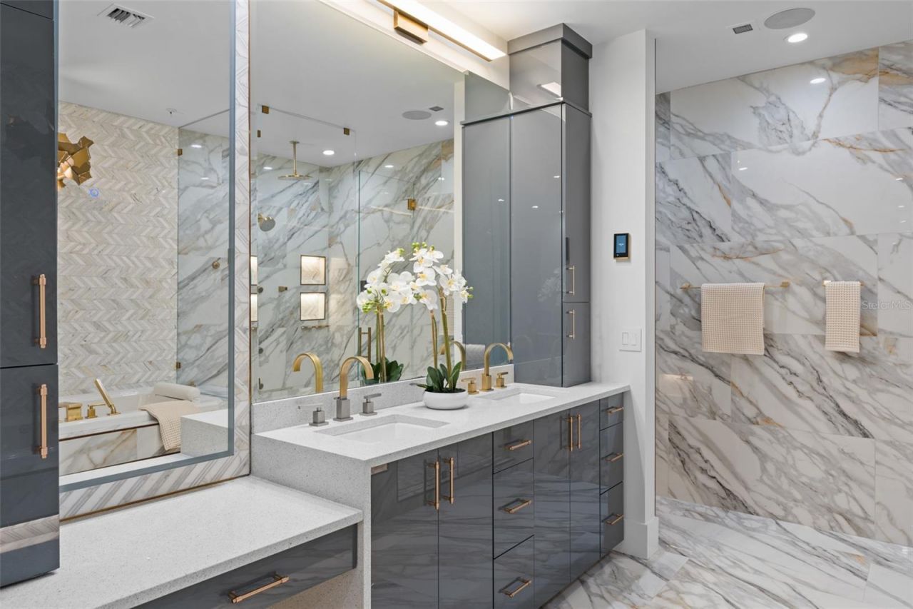 150 E Robinson Street, Unit PH3506, Orlando, FL 32801 Photo