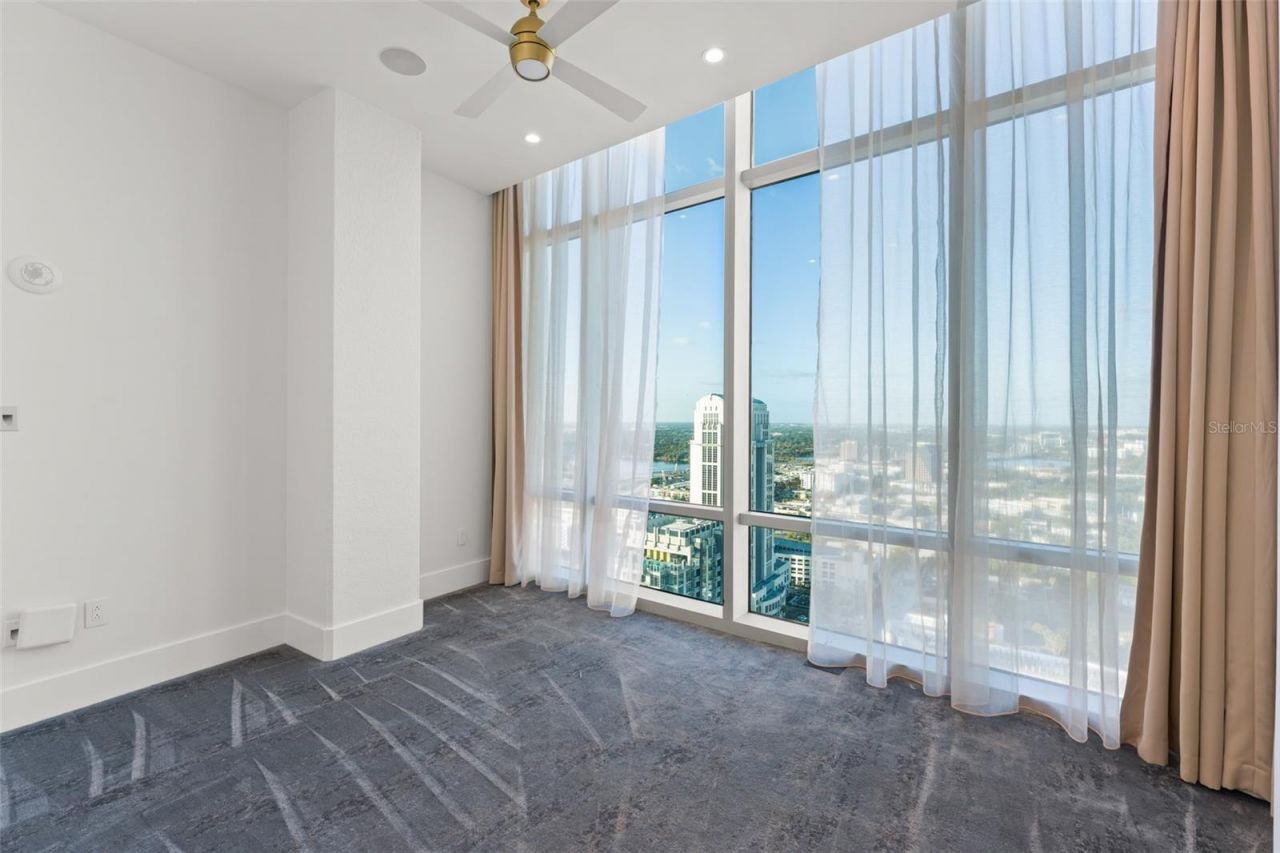 150 E Robinson Street, Unit PH3506, Orlando, FL 32801 Photo