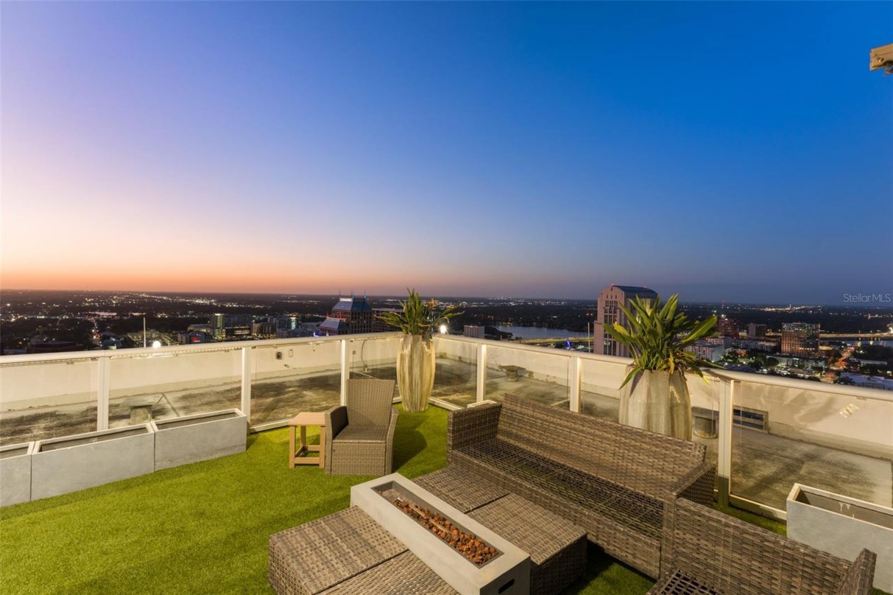 150 E Robinson Street, Unit PH3506, Orlando, FL 32801 Photo