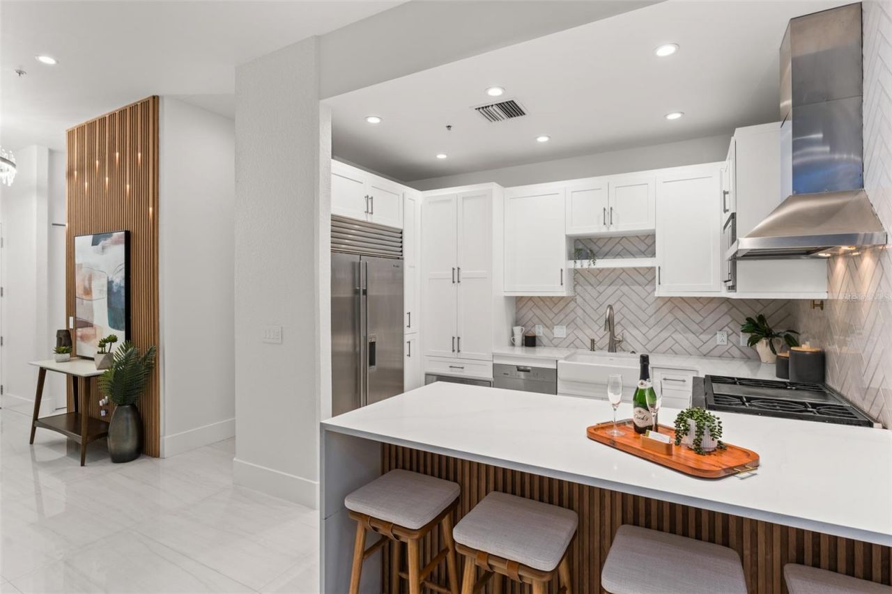 150 E Robinson Street, Unit PH3506, Orlando, FL 32801 Photo